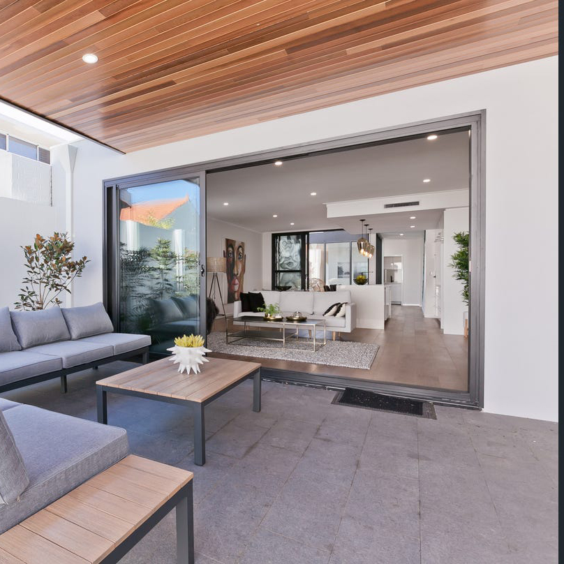 AS2047 Australian Residential & Commercial Aluminium Sliding Stacking Doors with Fly Screens Waterproof Feature