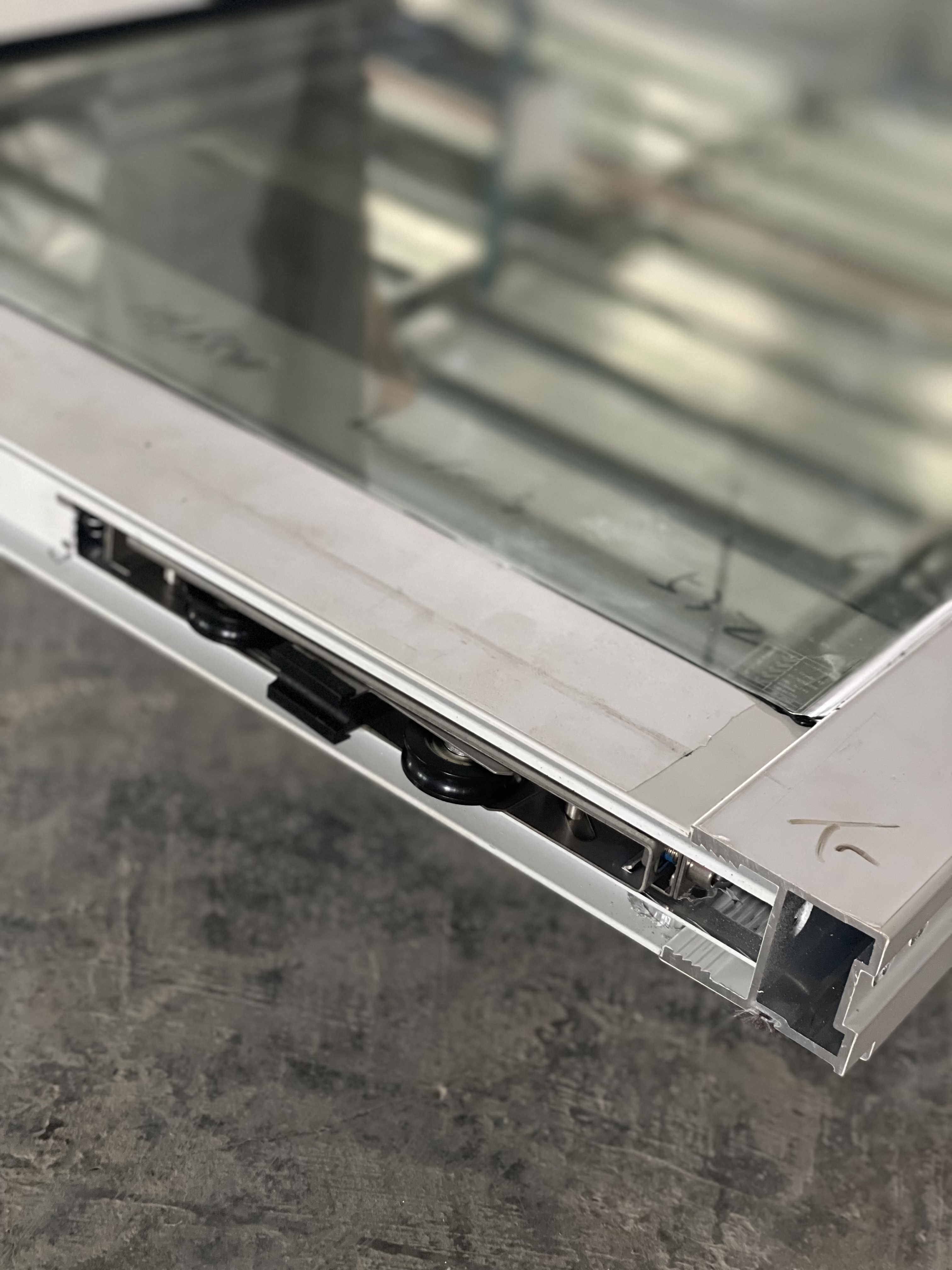 Modern Design Double Layer Aluminum Transom Windows and Doors Powder Coated Multi Aluminum Sliding Door Storefront Door