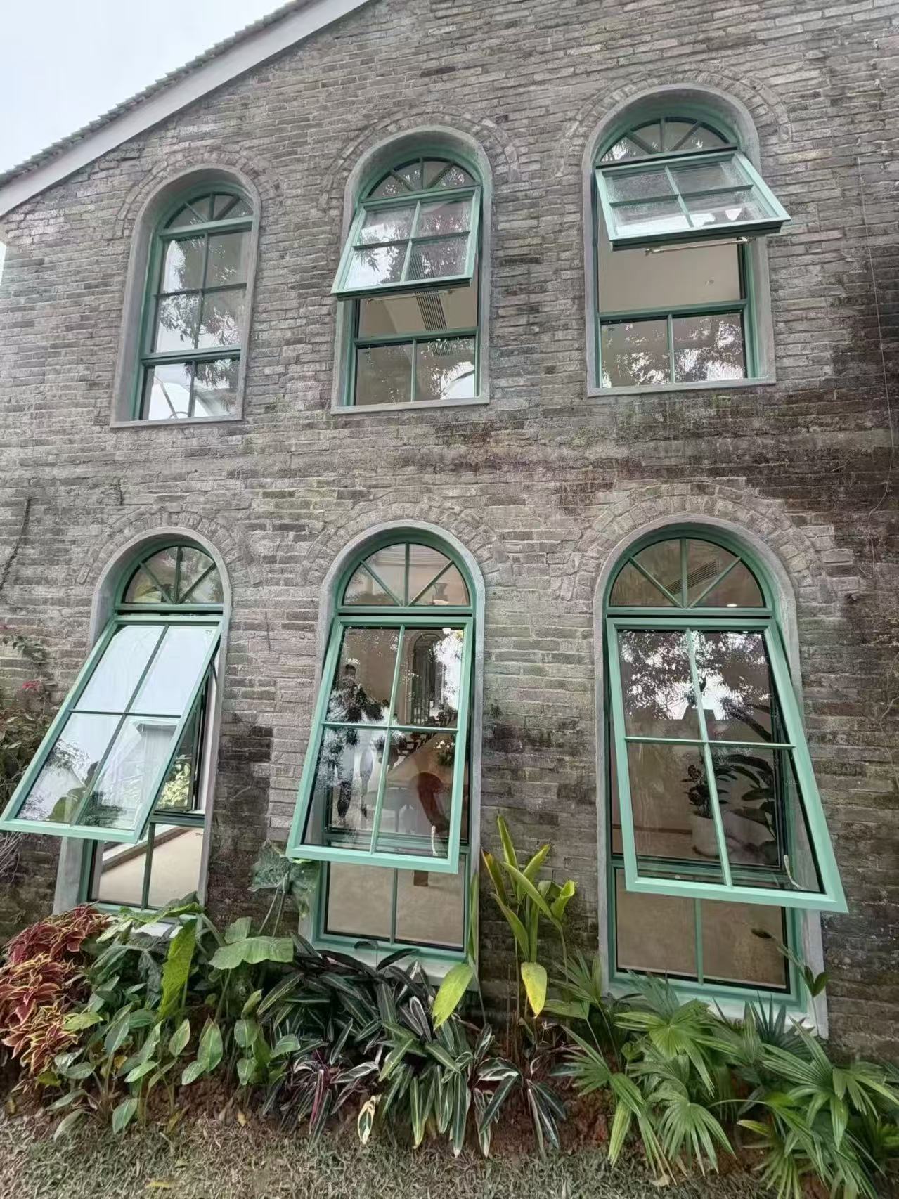 ISO9001 Supplier Antique Arch Aluminium French Windows and Doors Soundproof Aluminum Alloy French Windows