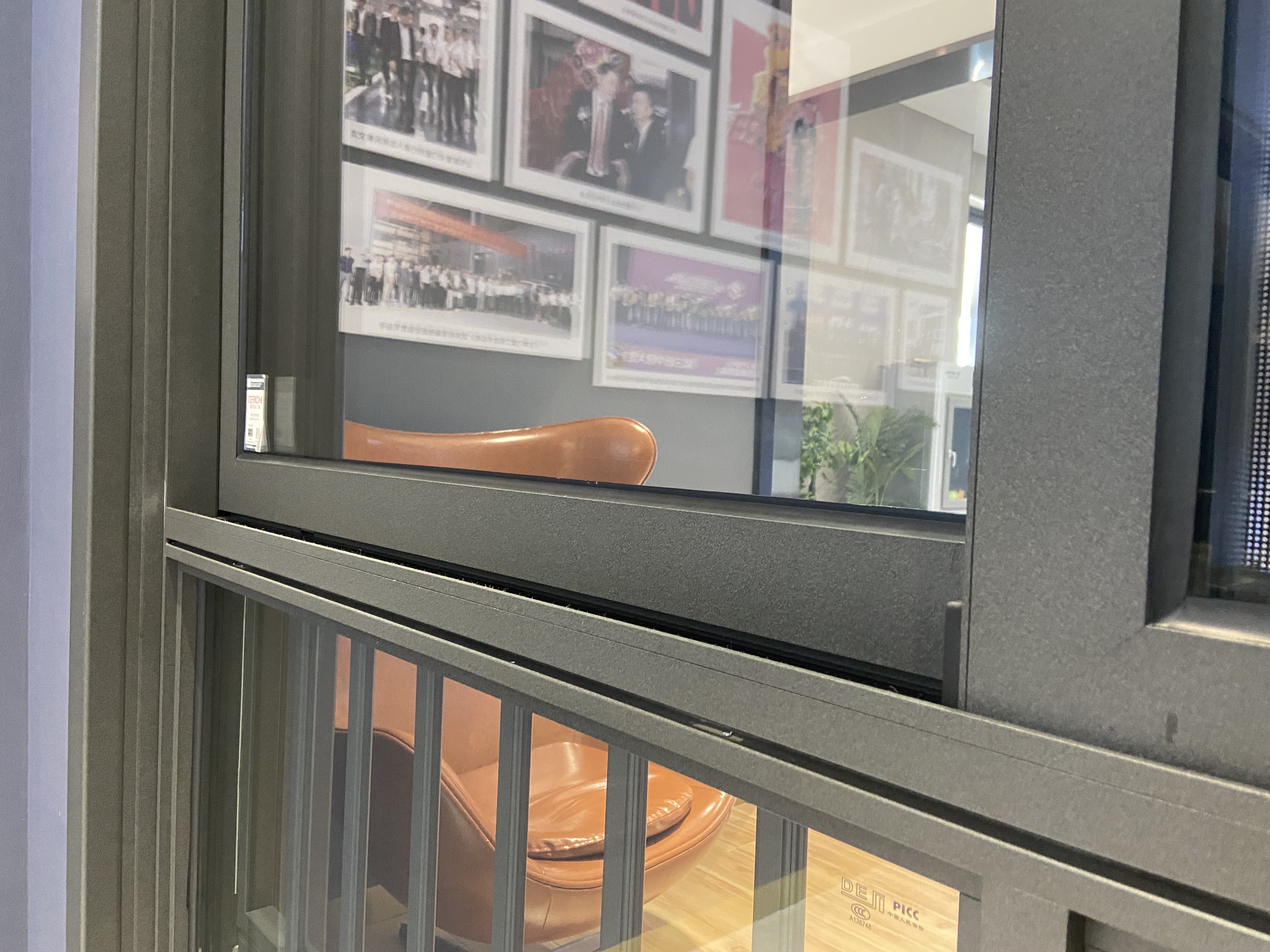 DERCHI Factory Direct Tinted Aluminum Swing Windows Outward Opening Thermal Break Double Glazed Aluminium Window