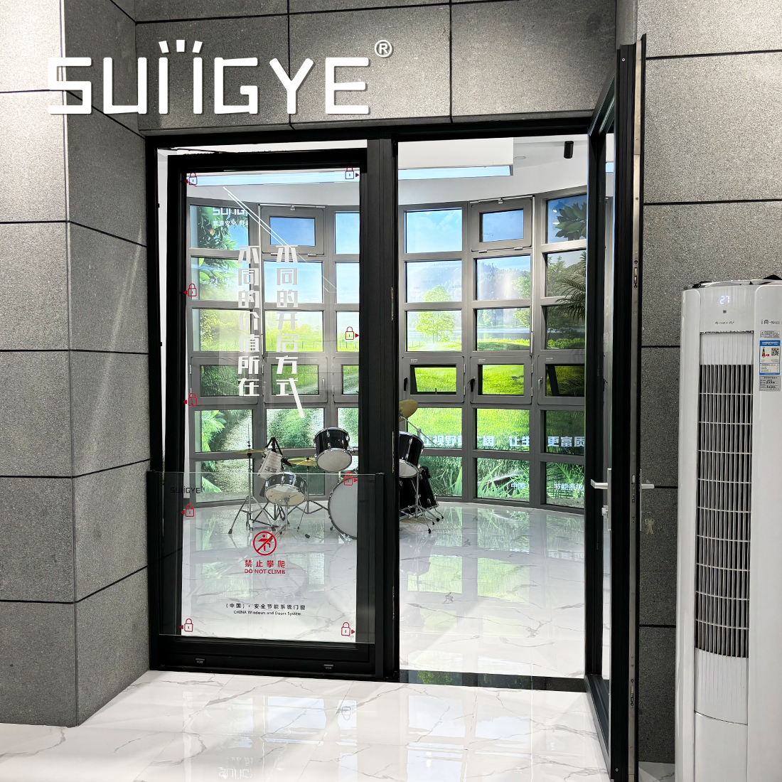 SUNGYE Modern Aluminum Casement Doors With Double Tempered Glass Thermal Insulation Soundproof For Hotel &amp; Villa Interior Use