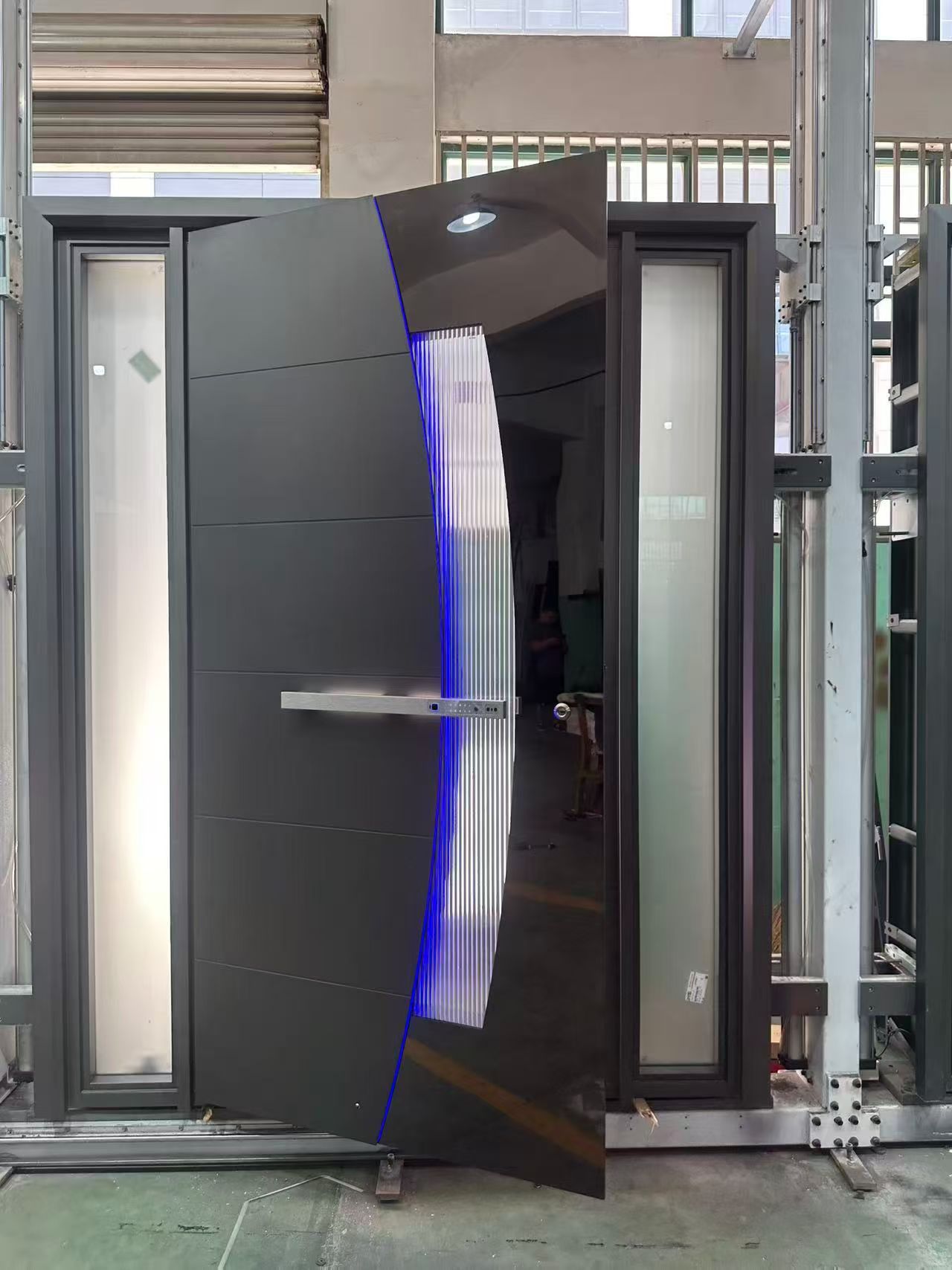 Luxury Smart Entrance Doors Cast Aluminum Metal Single Front Entry Anti Theft Aluminum Alloy Exterior Security Doors