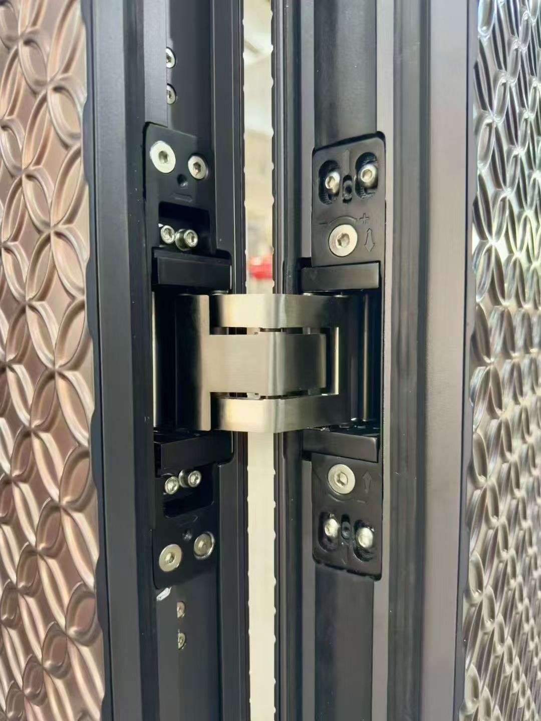 Luxury Smart Entrance Doors Cast Aluminum Metal Single Front Entry Anti Theft Aluminum Alloy Exterior Security Doors
