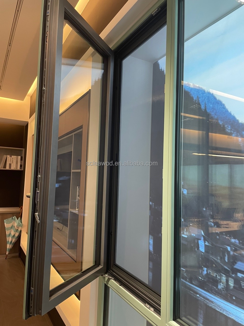 Window Detail Right