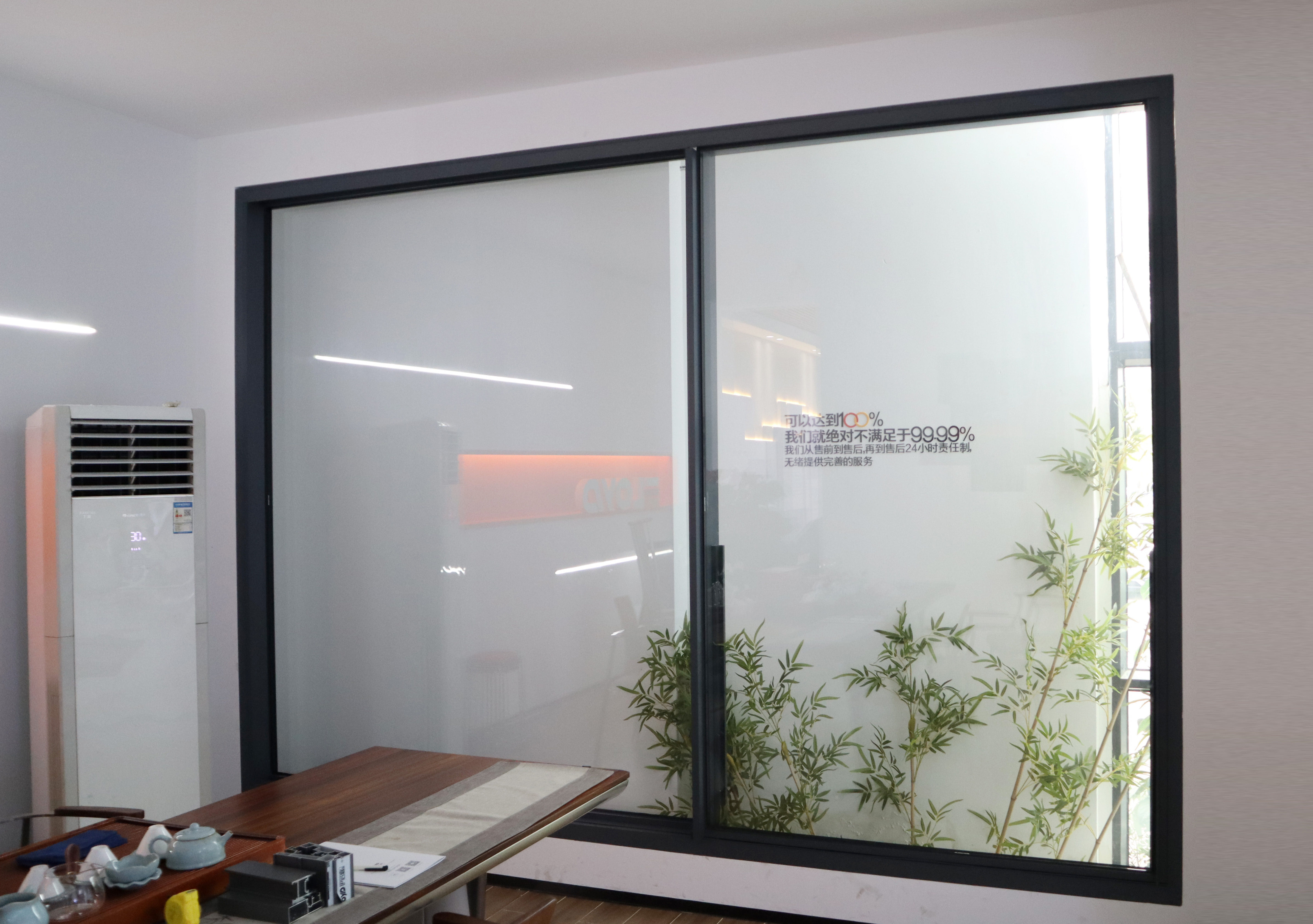 Eloyd High-End Large Half View Ultra-Narrow Aluminum Sliding Door Heavy Duty Big Panel Glass Door for Outdoor and Hotel Use