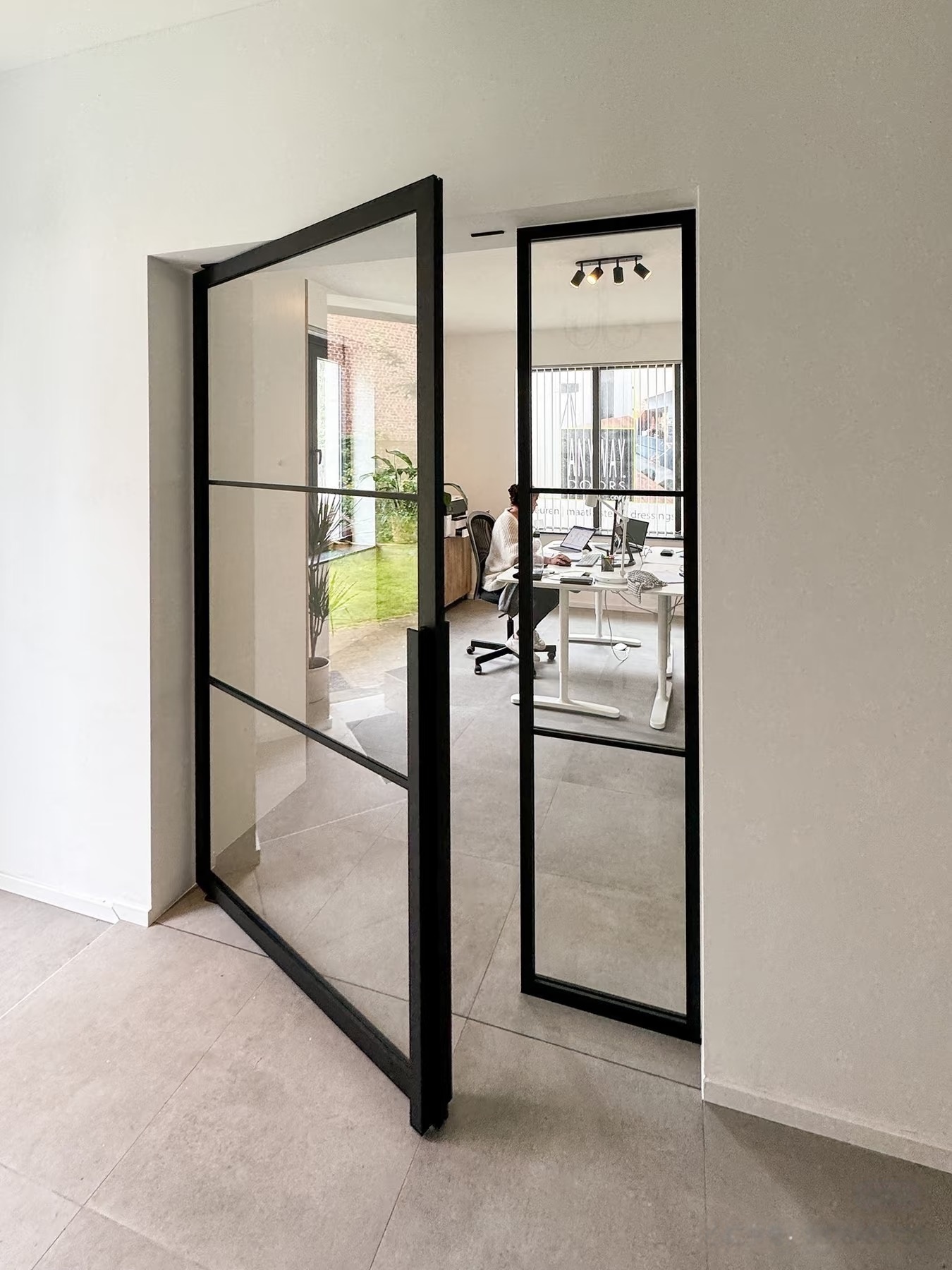Aluminum Glass Pivot Door Modern Home Main Entrance Security Entry Front Doors
